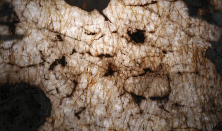 Patagonia Quartzite Backlit Dark 17309
